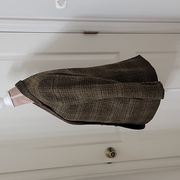 Orvis, Size 8P, Wool Blazer. Gorgeous Fall Colors! Excellent Condition! - Picture 5 of 14